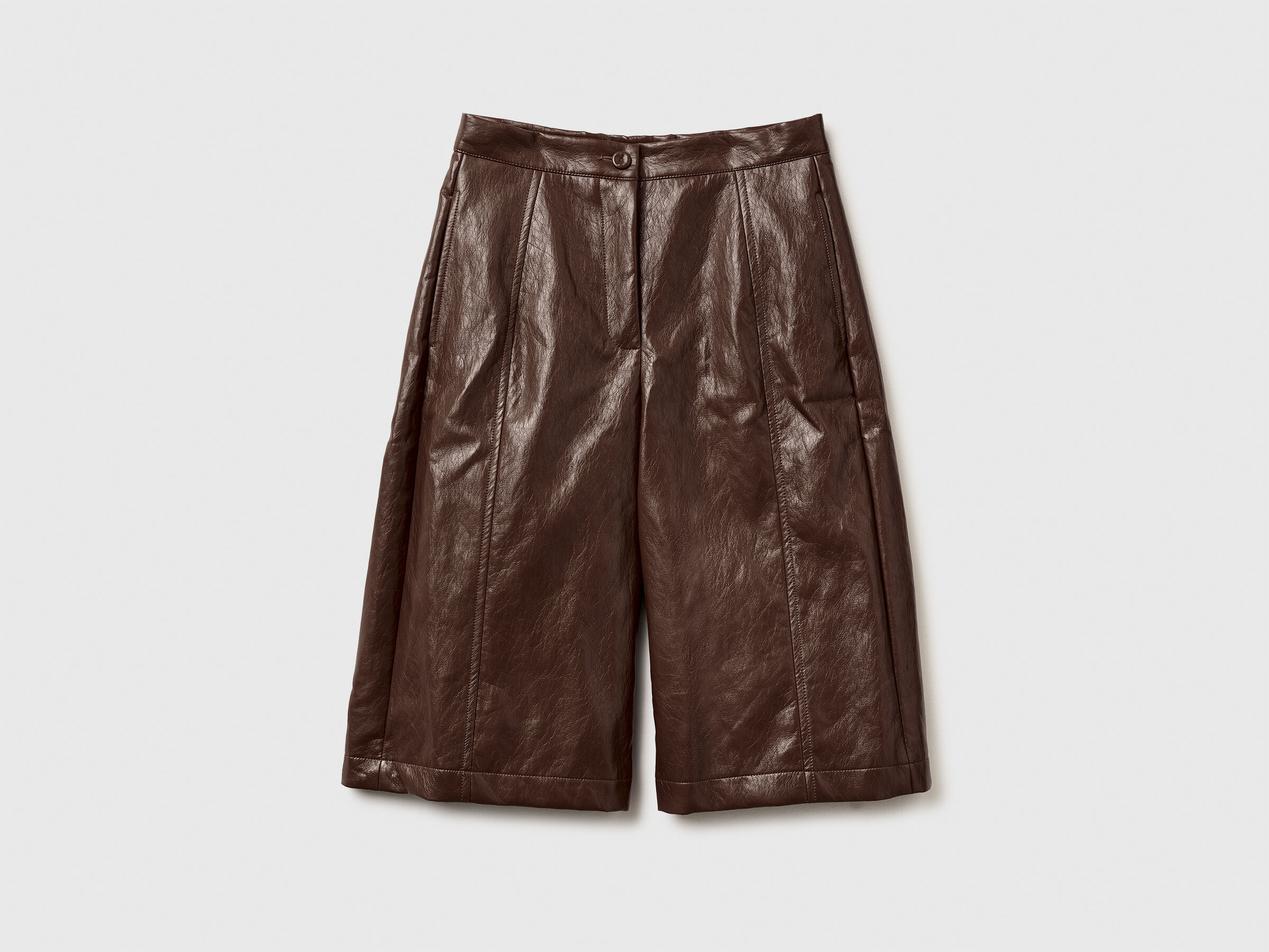 BERMUDA Women image number 5